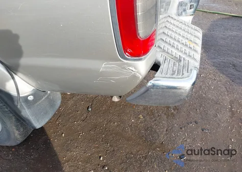 2000 Nissan Frontier Se-V6/Xe-V6 from USA, damaged, VIN 1N6ED27T6YC397078